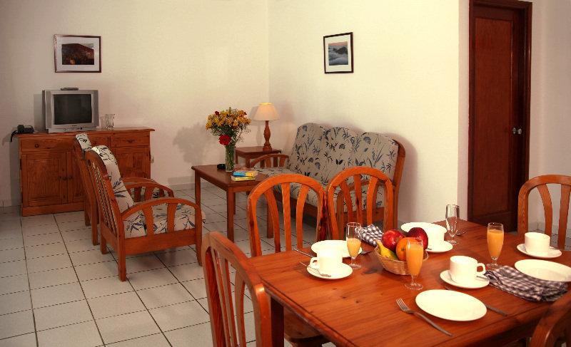 Apartamentos Playamar 卡门港 外观 照片